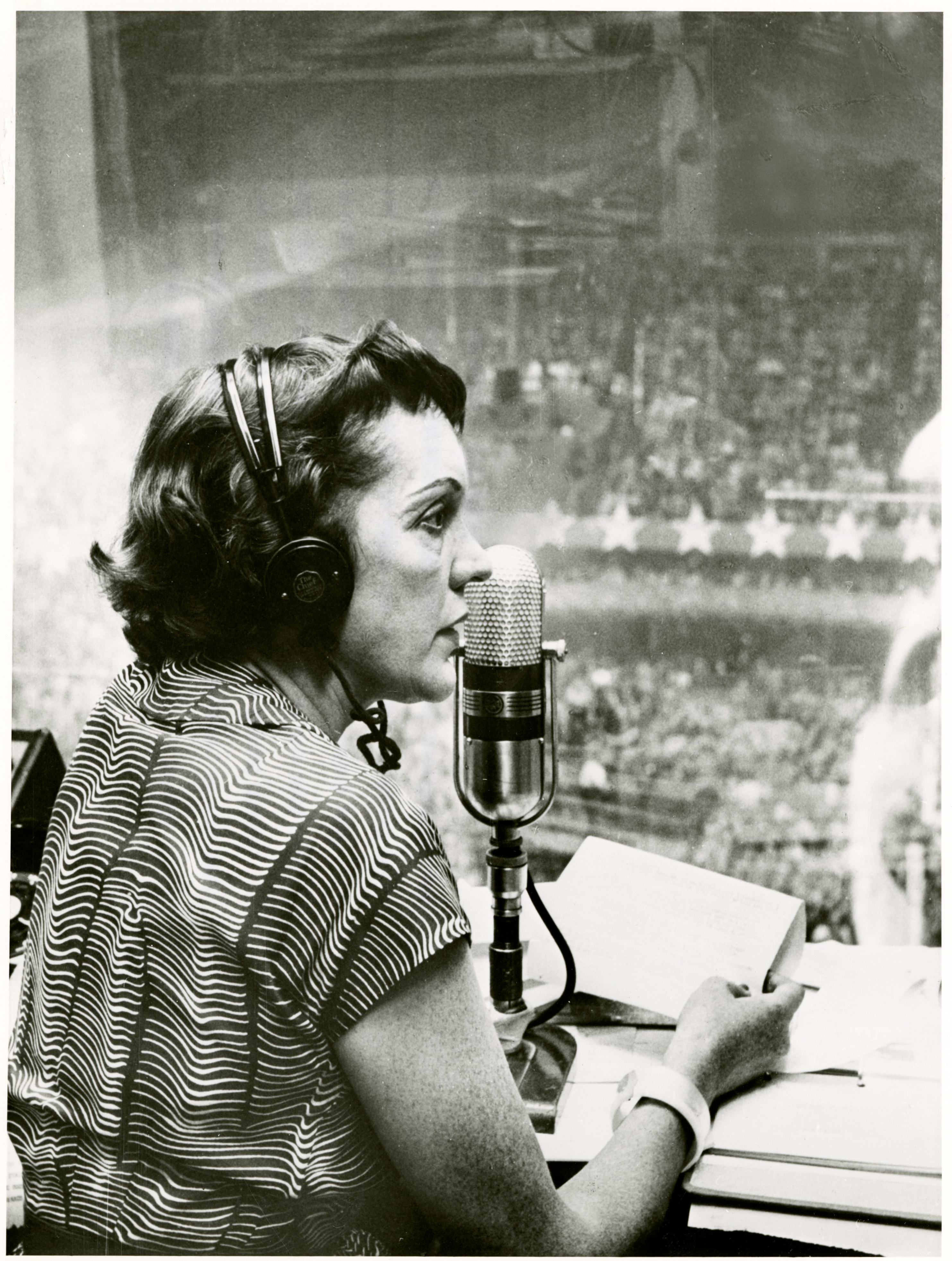 radio-mar57001.jpg