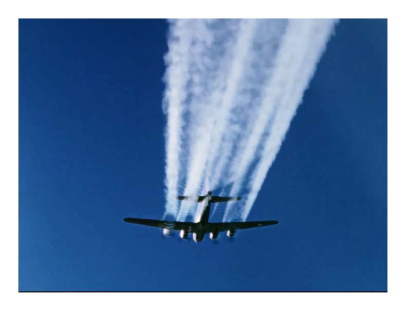 Memphis Belle.contrails